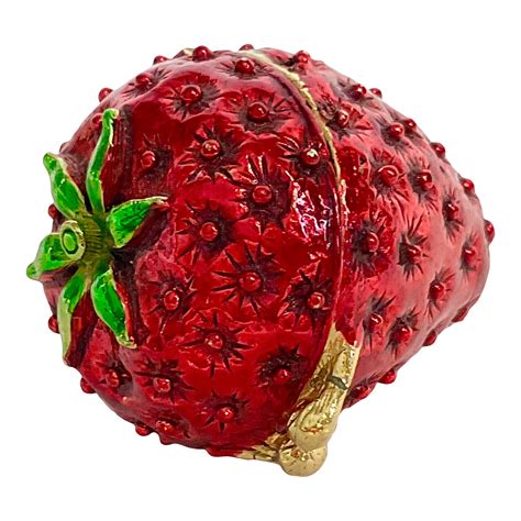 Vintage Trompe L’Oeil Hollywood Regency Tole Metal Strawberry 